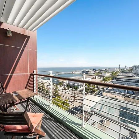 アパート De Alto Padrao Na Expo Vista Rio Tejo リスボン