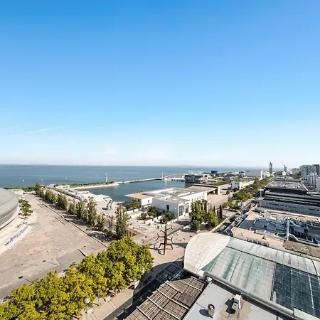 De Alto Padrao Na Expo Vista Rio Tejo * リスボン
